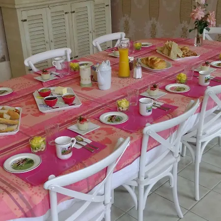 Bed & Breakfast Madeleine 3*