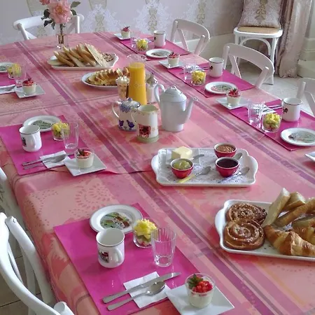 Madeleine Bed & Breakfast 3*