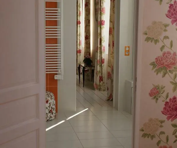 Oda ve Kahvaltı Madeleine