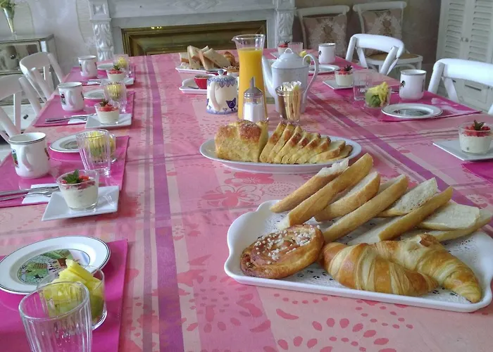 Madeleine Oda ve Kahvaltı 3*